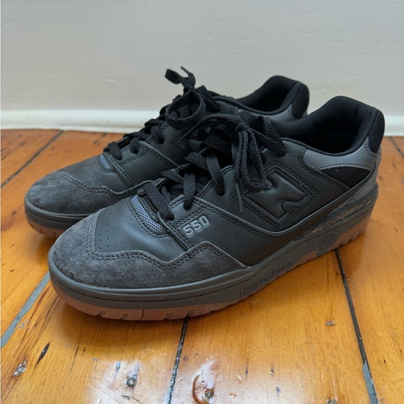 LIKE NEW Men’s New Balance BB550, black/grey, Size 9 - Picture 3 of 6